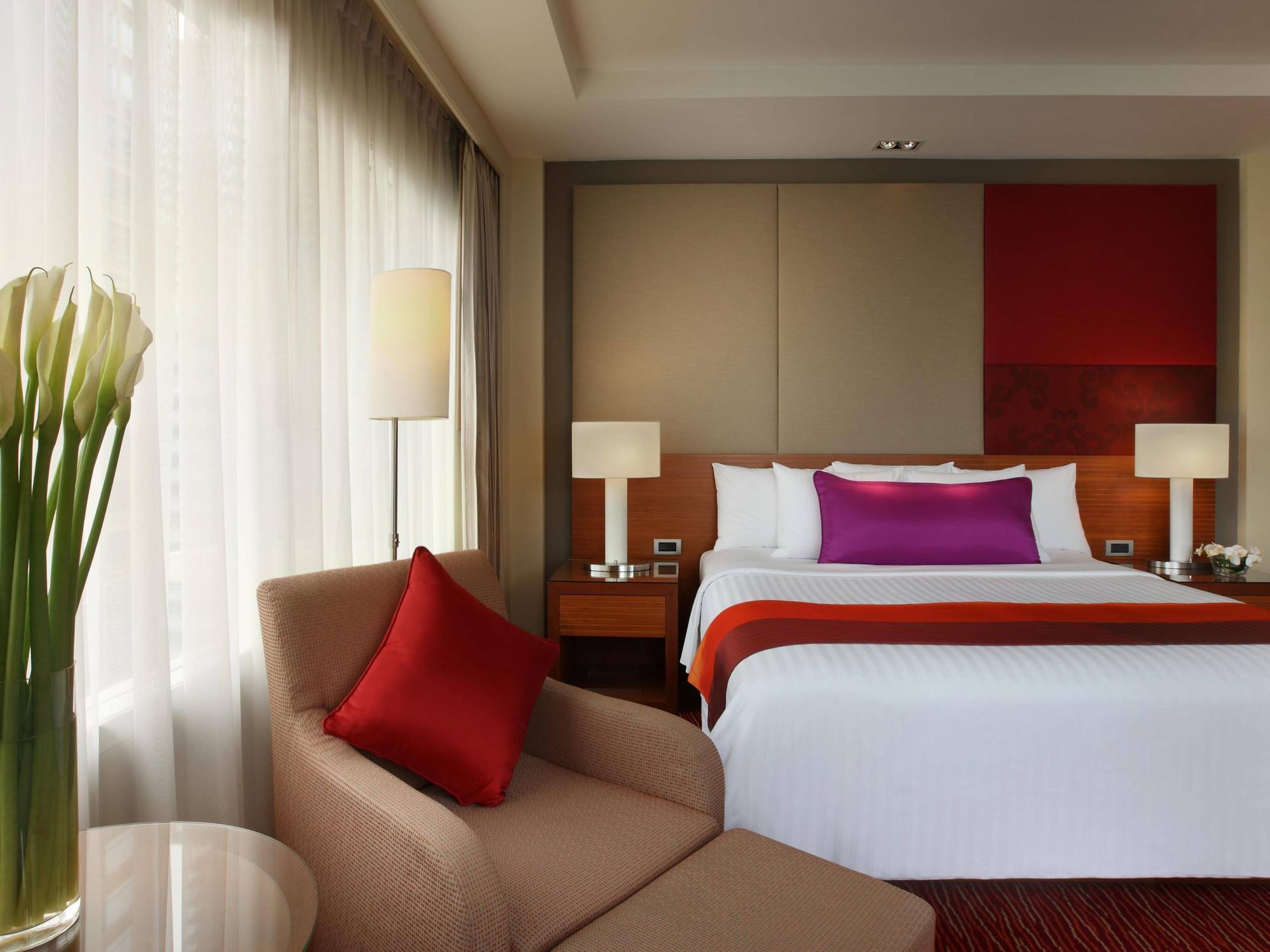 Courtyard By Marriott Bangkok Hotel Exterior foto